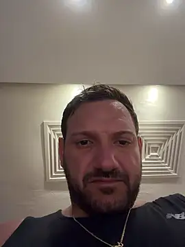 JonJ0 online show from February 6, 10:29 am