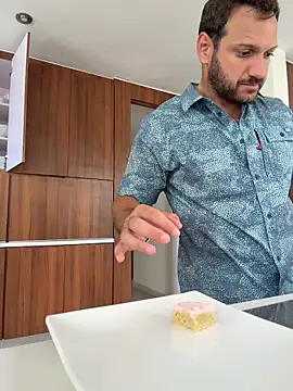 JonJ0 online show from February 15, 1:09 pm