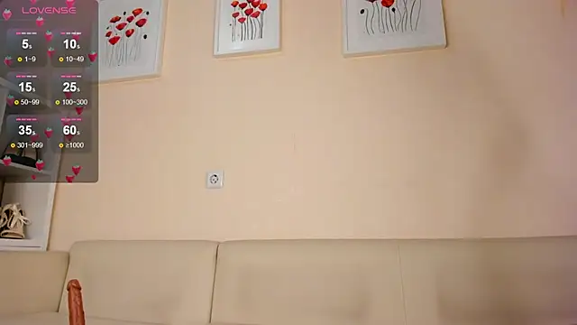 rosa mariposa  online show from December 10, 2:06 pm