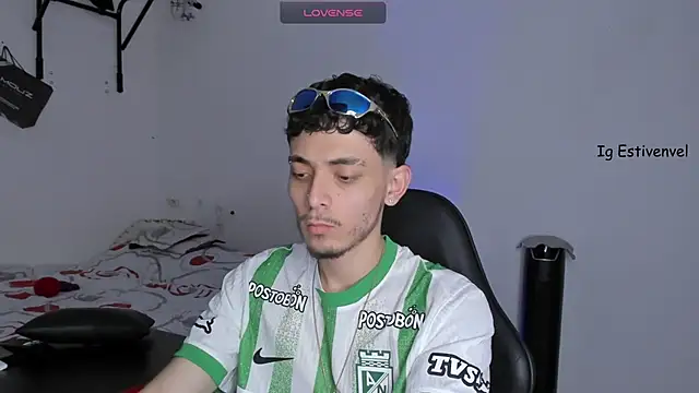 steve latin online show from October 26, 7:09 pm