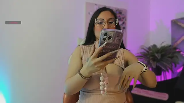 lucy neil online show from December 20, 2:29 am