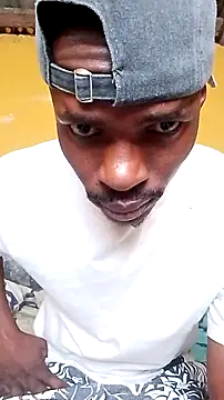 LULE37587001 online show from April 7, 7:53 am