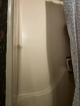 brettsworld1 online show from February 11, 6:46 pm