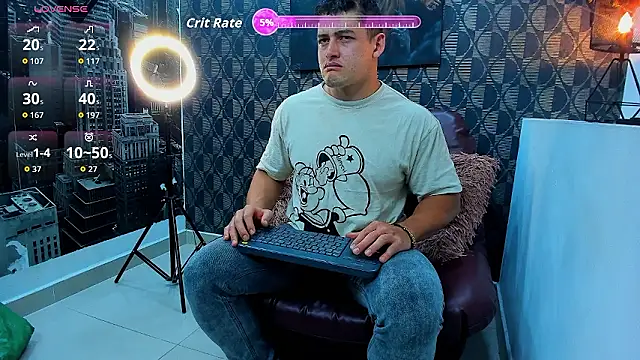 Leonsmoron online show from January 12, 1:22 am