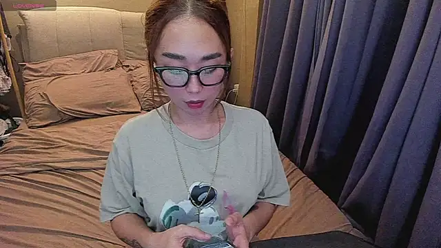 MissAyaCollins online show from December 15, 11:36 am