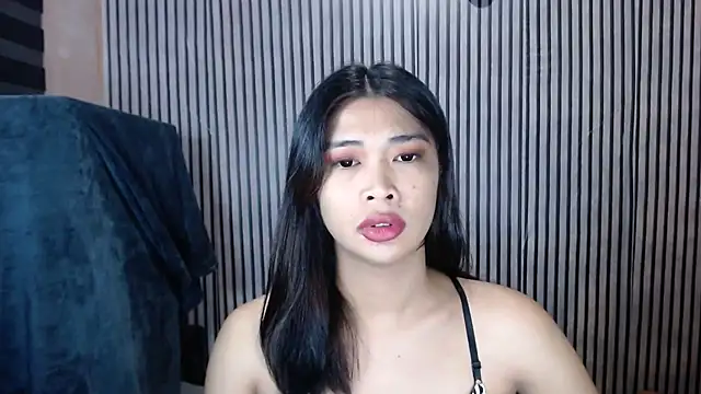 Snapshot of Maria-Moore chatting on October 14, 8:09 pm Maria-Moore online show from October 14, 8:09 pm