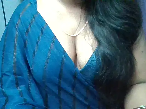 Roopshikha39 online show from October 12, 5:56 pm