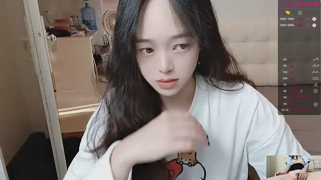 QiuPeiPeimmm online show from December 15, 8:40 am