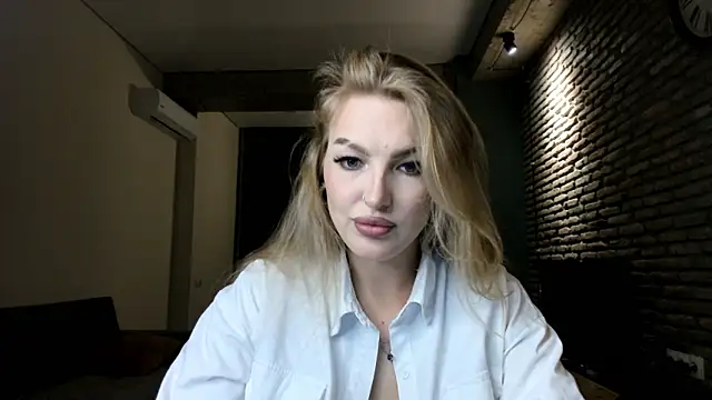 fifteenpoem online show from May 25, 5:24 am