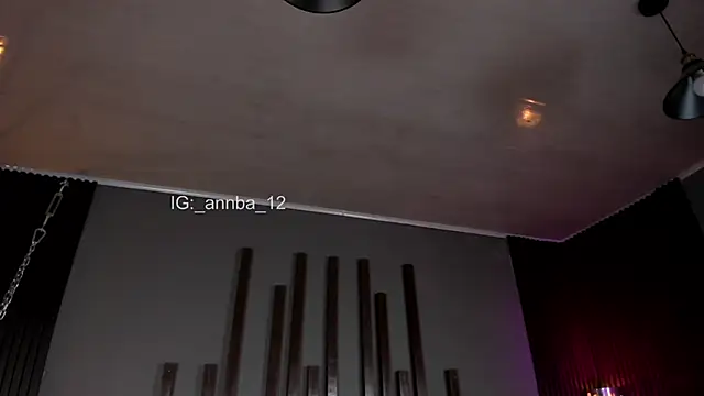 Snapshot of annie_barozzi chatting on January 17, 12:54 pm annie barozzi online show from January 17, 12:54 pm