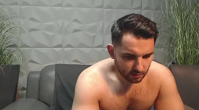 Snapshot of Antoniodiamond chatting on January 10, 8:15 pm Antoniodiamond online show from January 10, 8:15 pm