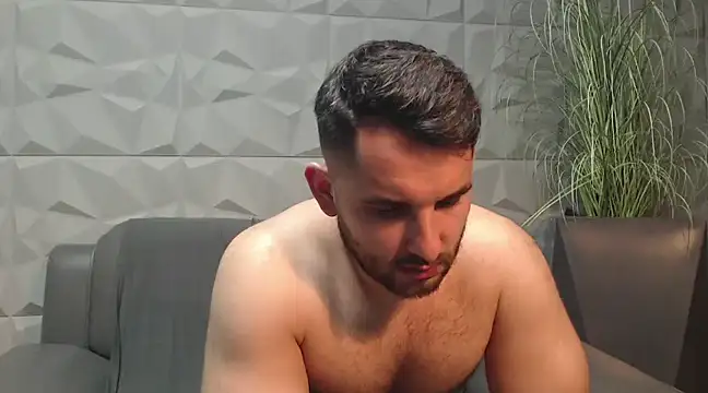Snapshot of Antoniodiamond chatting on January 15, 11:08 pm Antoniodiamond online show from January 15, 11:08 pm
