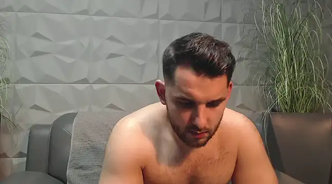 Snapshot of Antoniodiamond chatting on January 31, 9:05 pm Antoniodiamond online show from January 31, 9:05 pm