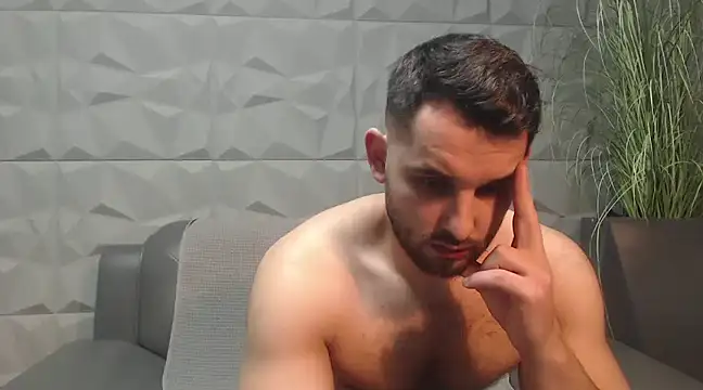 Snapshot of Antoniodiamond chatting on February 14, 11:09 pm Antoniodiamond online show from February 14, 11:09 pm