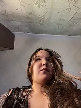 Var Kiss online show from October 18, 9:21 am