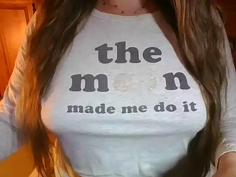 Snapshot of Sexymiss26 chatting on February 18, 7:19 pm Sexymiss26 online show from February 18, 7:19 pm