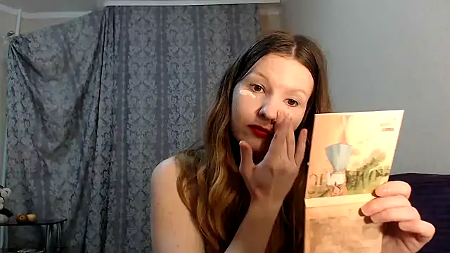 Snapshot of SecretWithJessie chatting on December 7, 5:42 pm SecretWithJessie online show from December 7, 5:42 pm
