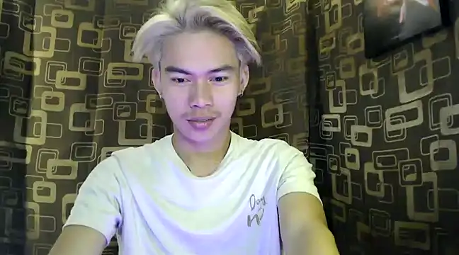 Snapshot of asianpatt69 chatting on December 9, 10:09 pm asianpatt69 online show from December 9, 10:09 pm