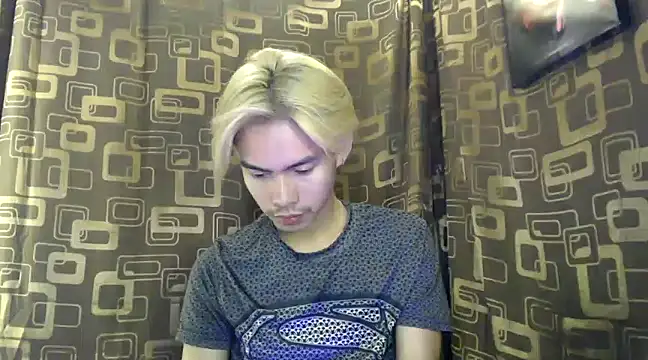 Snapshot of asianpatt69 chatting on December 15, 6:48 pm asianpatt69 online show from December 15, 6:48 pm