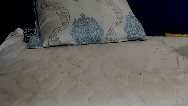 Snapshot of amrozia chatting on January 2, 10:44 pm amrozia online show from January 2, 10:44 pm