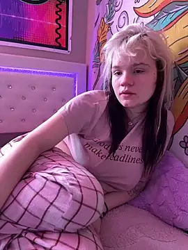 Cutiepiespanks online show from April 12, 8:36 pm