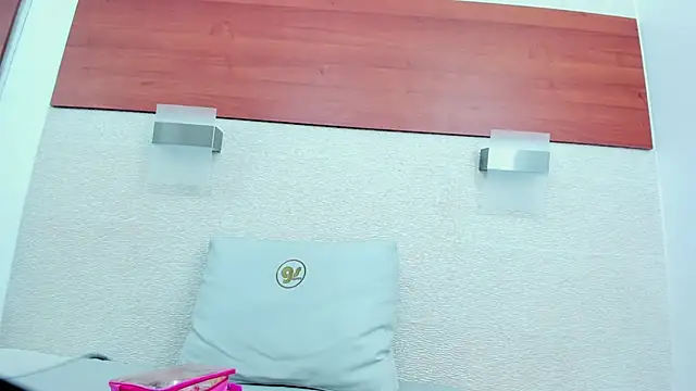 allice green online show from November 8, 1:50 am