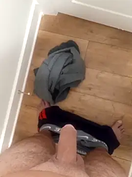 Snapshot of Mark_Dad chatting on October 30, 8:49 am Mark Dad online show from October 30, 8:49 am