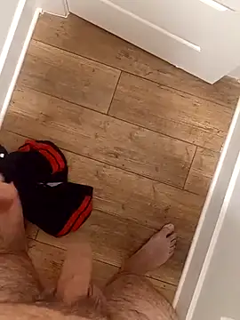 Snapshot of Mark_Dad chatting on November 30, 6:28 am Mark Dad online show from November 30, 6:28 am