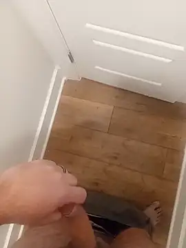 Snapshot of Mark_Dad chatting on February 8, 11:46 am Mark Dad online show from February 8, 11:46 am