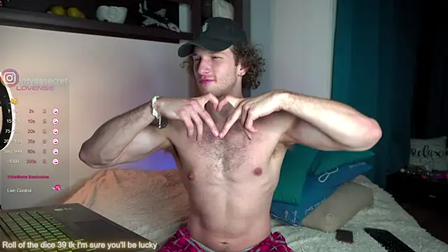 VIktorSecret online show from March 8, 1:47 pm