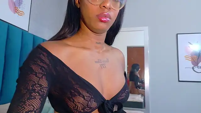 MiaMidnnightt online show from June 17, 12:18 pm