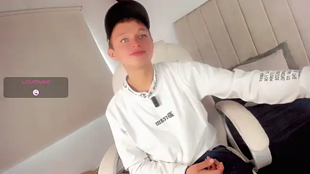 Tim wolf online show from February 4, 8:25 pm