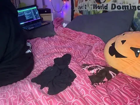 N1NT3NDH03 online show from October 30, 3:52 am