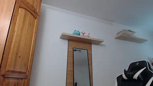 Lisakisss online show from March 27, 7:58 am