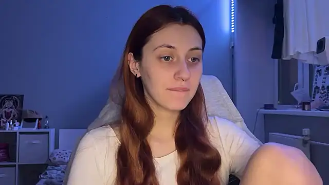 Snapshot of Uniarten chatting on November 4, 6:18 pm Uniarten online show from November 4, 6:18 pm