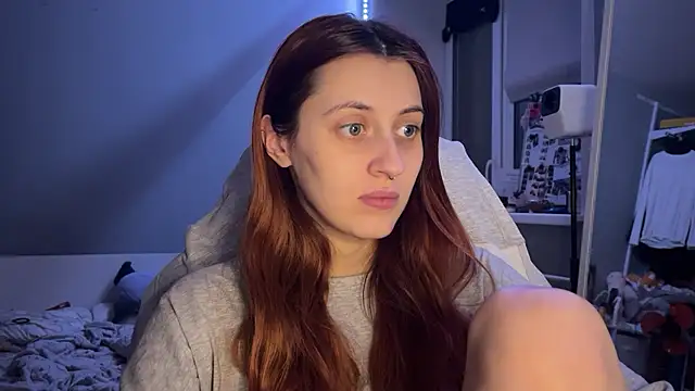 Snapshot of Uniarten chatting on November 21, 8:29 pm Uniarten online show from November 21, 8:29 pm