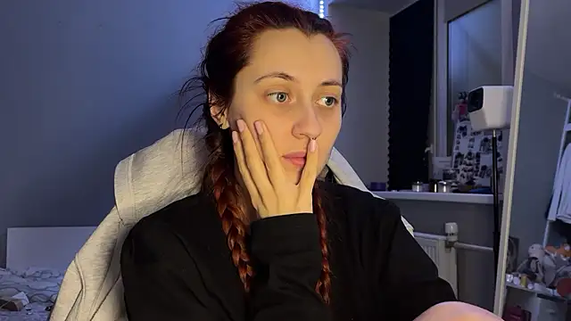 Uniarten online show from January 10, 5:58 pm