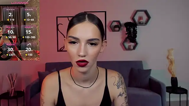 Snapshot of SophieCatty chatting on November 20, 12:22 am SophieCatty online show from November 20, 12:22 am