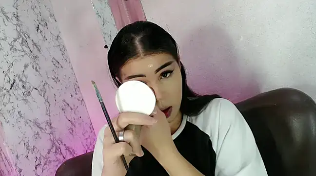 Alexandra Hornny online show from December 31, 8:59 am