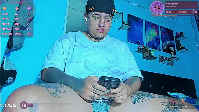 Snapshot of Techno_420_ chatting on October 28, 1:58 pm Techno 420 online show from October 28, 1:58 pm