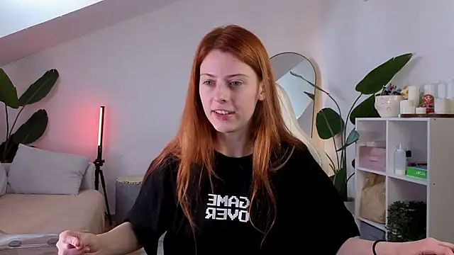 doll lesli online show from October 10, 9:19 am