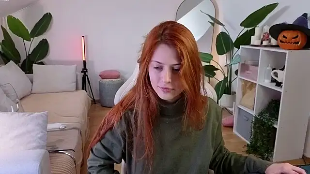 doll lesli online show from October 19, 9:32 am