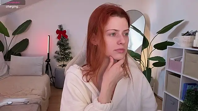 doll lesli online show from January 8, 10:17 am