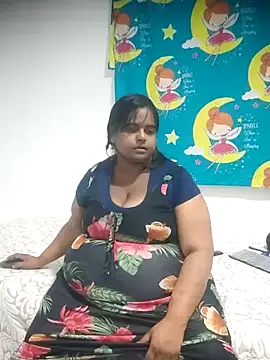 Snapshot of SusanaEshwar chatting on February 4, 8:25 pm SusanaEshwar online show from February 4, 8:25 pm