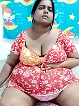 Snapshot of SusanaEshwar chatting on February 13, 10:17 pm SusanaEshwar online show from February 13, 10:17 pm