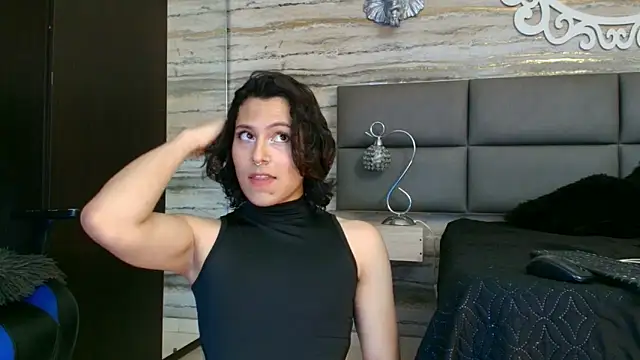 oliver  brown online show from March 15, 11:00 pm