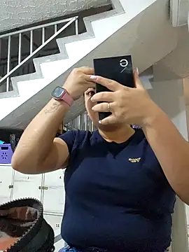 LizzRouse online show from October 18, 12:28 pm