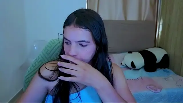  elenna online show from July 7, 6:01 pm