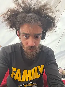 Mrvanillaa online show from April 8, 9:37 pm