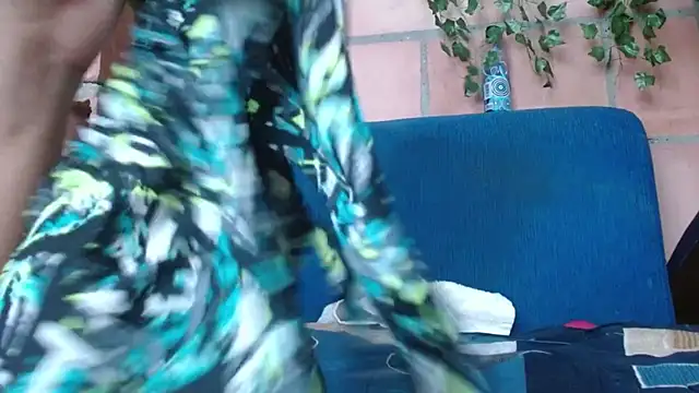 belindathompson online show from October 31, 7:48 pm